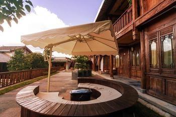 Lijiang Banshan Yunfu Boutique Hostel Esterno foto